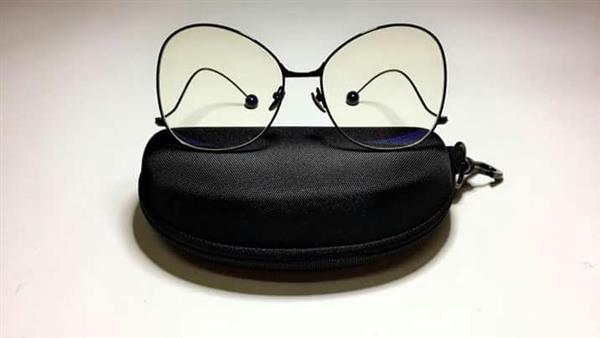 Medical glasses frame