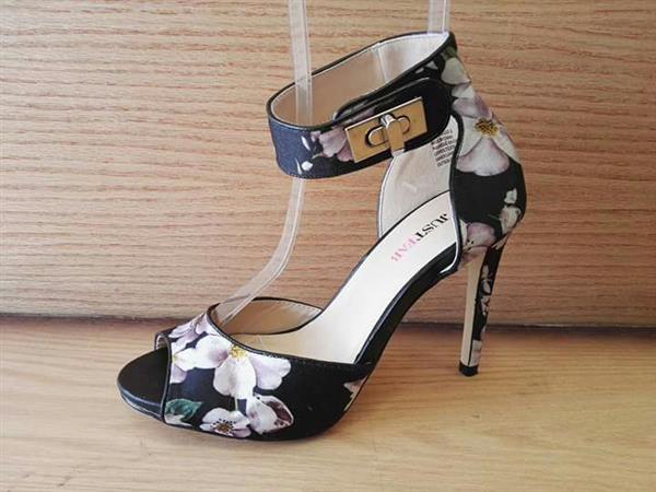 Special High heel sandal