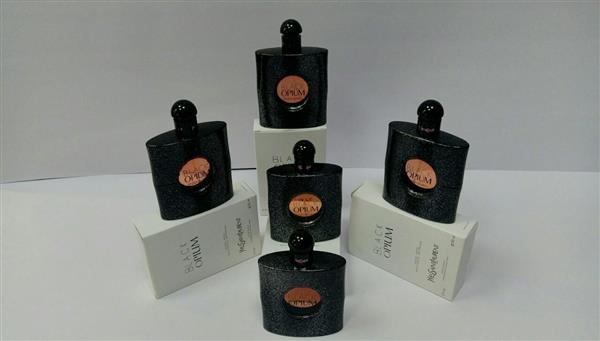 Perfume black opium