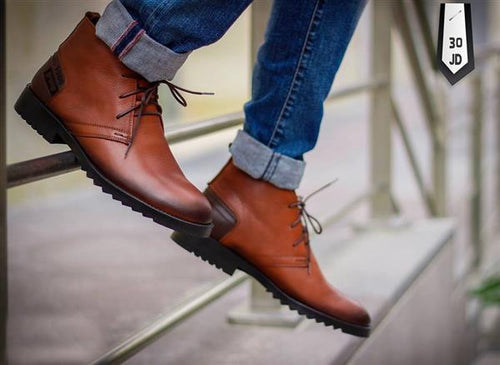 Lace up leather shoes