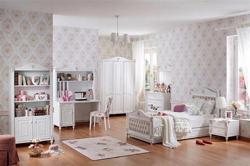Girls bedroom