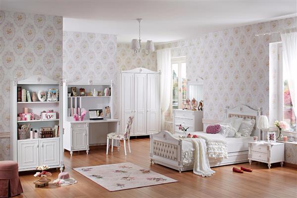 Girls bedroom