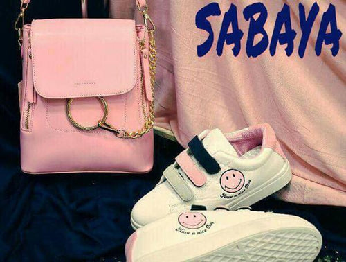 Handbag with stylish shoes