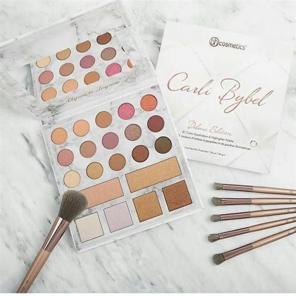 Cali bybel eyeshadow palette