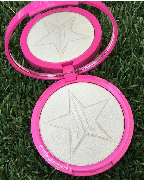 Jeffree star highlighter