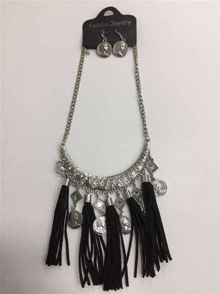 Necklace accessory