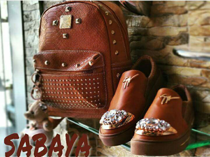 Handbag with stylish shoes