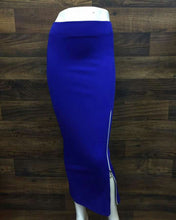 Long skirt with zipper